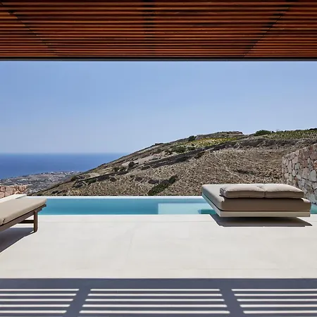 Santorini Sky, The Retreat Βίλα *