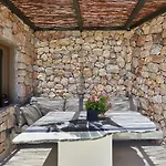 Santorini Sky, The Retreat *