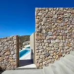 Villa Santorini Sky, The Retreat Pýrgos