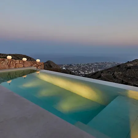 Villa Santorini Sky, The Retreat Pýrgos